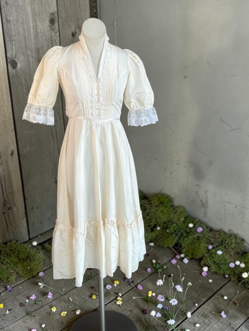 Gunne Sax Vintage 70s Ivory Prairie Maxi Long Dress XXS to XS